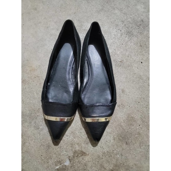 Aldo Black Pointed Flats Gold Band Accent Sz 8 - Picture 1 of 8